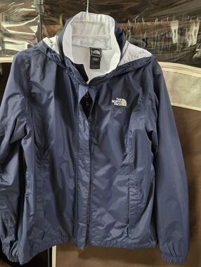 North Face Resolve Womens Jacket